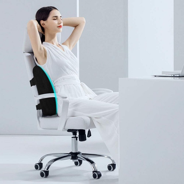Sử dụng tựa lưng ghế văn phòng giúp ngồi thoải mái, dễ chịu