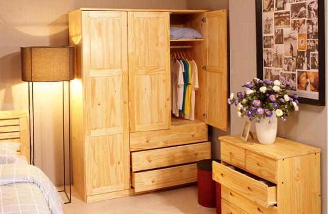 Tủ quần áo gỗ cao su có độ bền cao, có khả năng chống mối mọt.