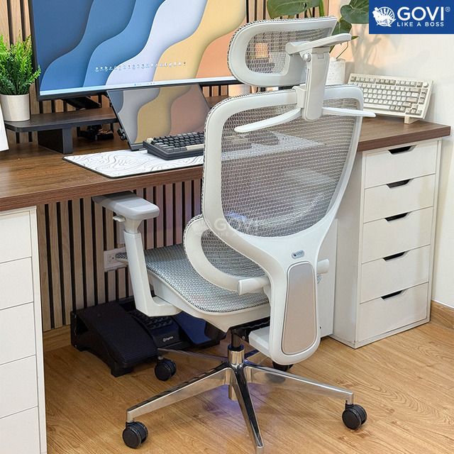 Ghế công thái học màu trắng