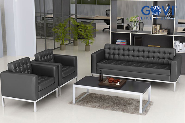 Phối màu đơn sắc theo cách của Govi với điểm nhấn là bộ sofa đen và màu đen chủ đạo mang lại sự sang trọng, tinh tế cho không gian