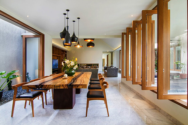 Cần chọn lựa kĩ để có bộ bàn ăn gỗ tự nhiên đẹp, phù hợp với không gian bếp nhà bạn