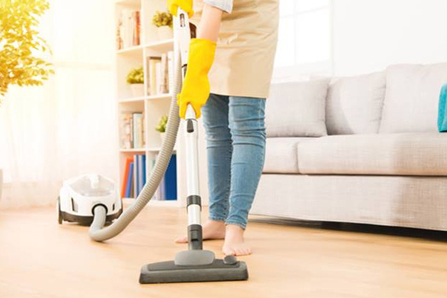 Dọn dẹp nhà cửa vừa giúp không gian sạch sẽ, vừa giúp dương khí tăng trưởng