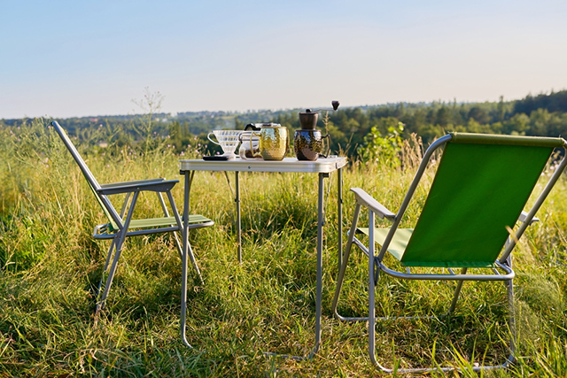 Với kích thước nhỏ, nhẹ, có thể gấp gọn nên ghế xếp cafe được sử dụng nhiều trong các hoạt động ngoài trời