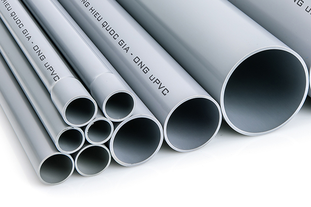 Nhựa PVC không mùi và ở thể rắn, được ứng dụng chủ yếu để sản xuất các loại ống nhựa.