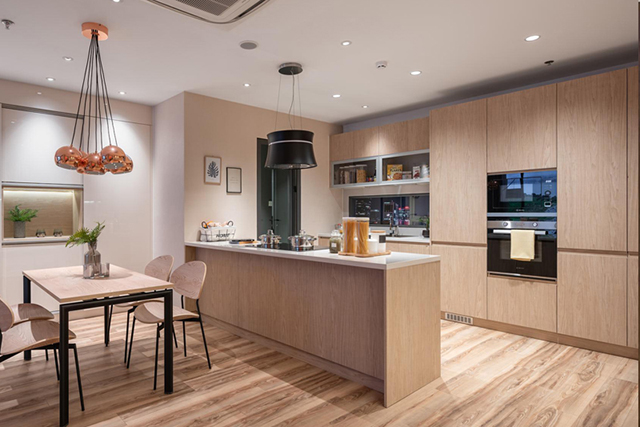 Gỗ Plywood được ứng dụng làm tủ bếp, bàn bếp, bàn ghế mang phong cách hiện đại