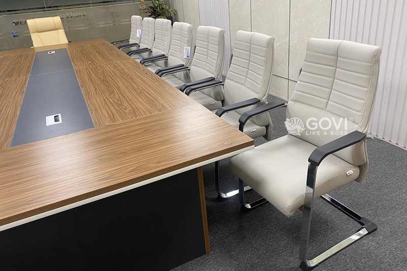 Govi set up bàn ghế phòng họp cao cấp tại văn phòng Viettel Post