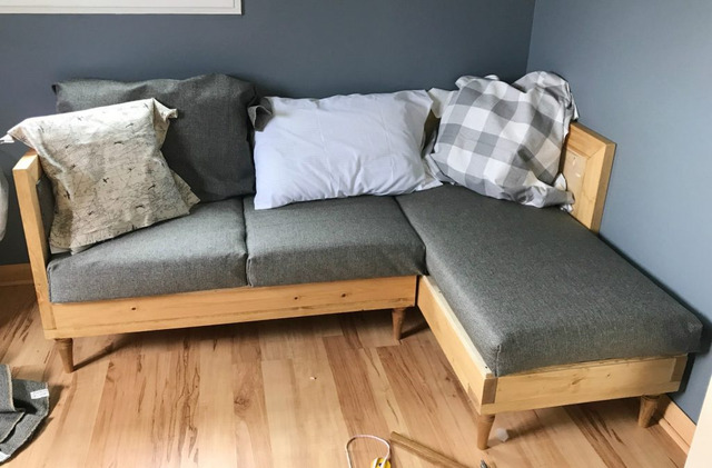 Ghế sofa gỗ đẹm rời màu xám