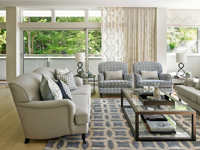Bộ sofa kết hợp với bàn kính