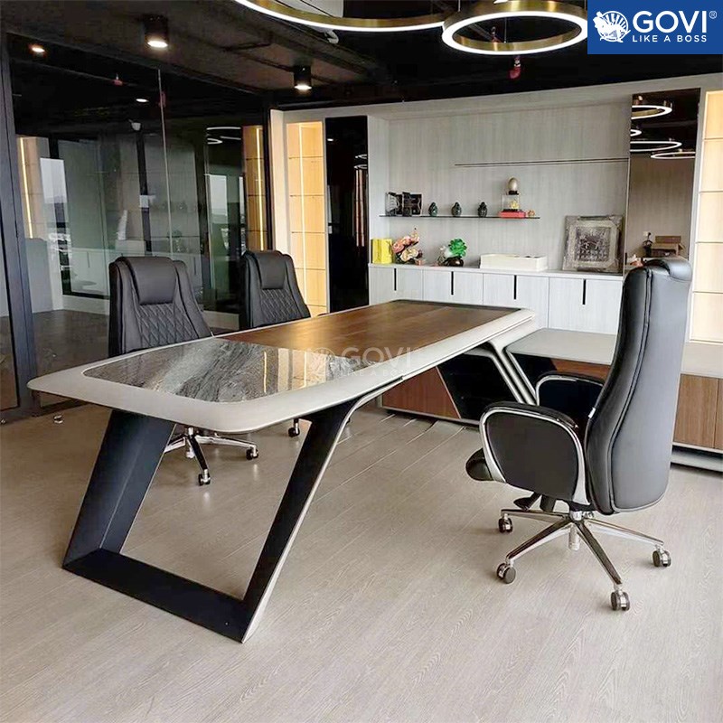 Ghế chủ toạ tại Govi Furniture