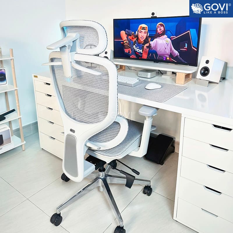 Chọn combo bàn ghế phù hợp vóc dáng