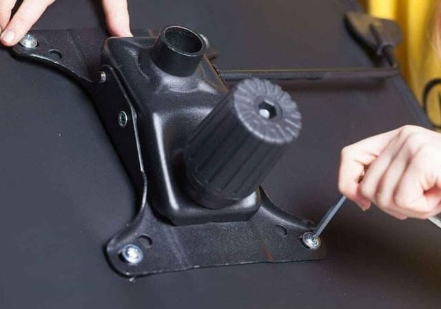 Thay mâm hoặc piston của ghế