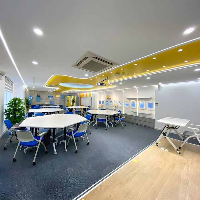 Bàn làm việc gấp gọn